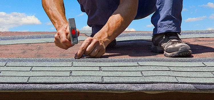 asphalt-shingles-roof-maintenance-Downey